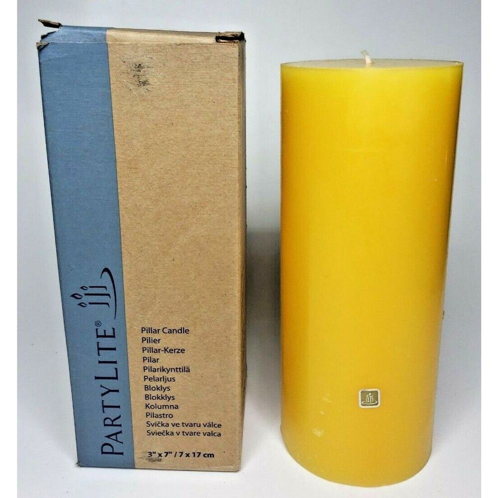 PartyLlite 3"x7" Pillar Candle New in Box Daffodil Scent P6B/C37165